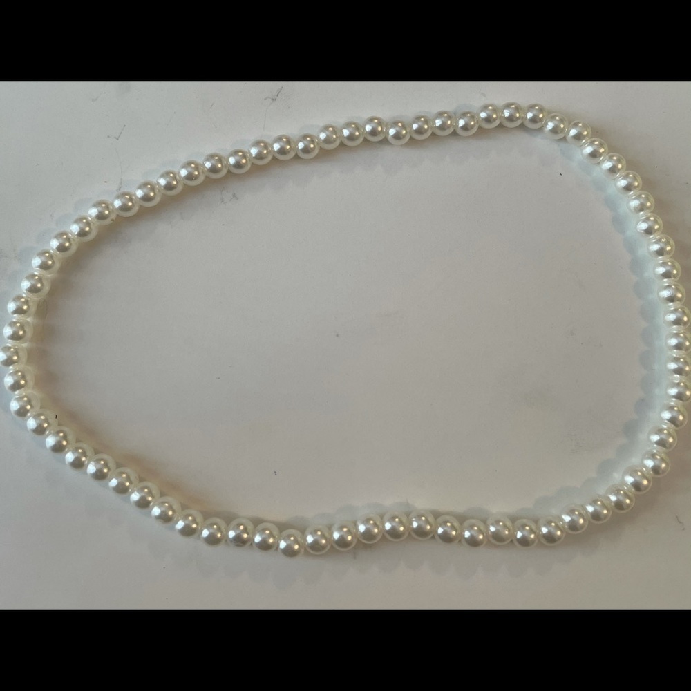 Pearl necklace